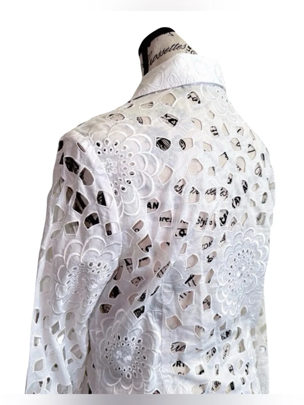 Samuel Dong Ivory Cutwork Floral Zip-Front Jacket | Women’s Small - Picture 8 of 13